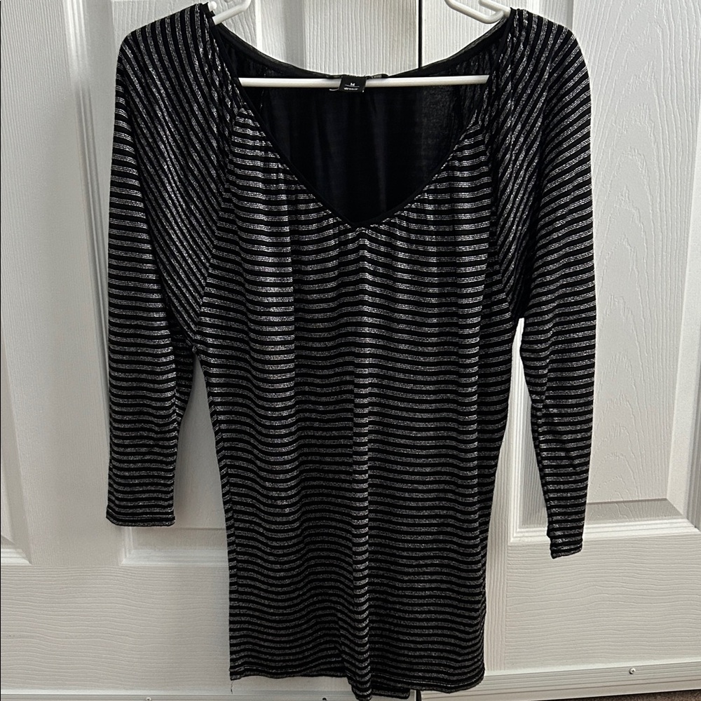 Elegant White House Black Market Striped Black and Silver Women's Blouse